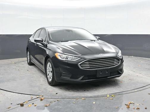 2019 Ford Fusion S