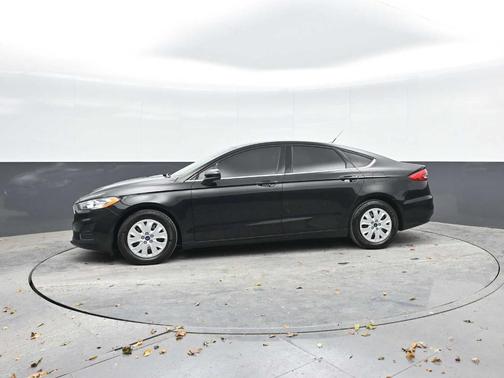 2019 Ford Fusion S