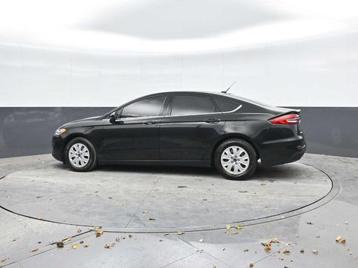 2019 Ford Fusion S