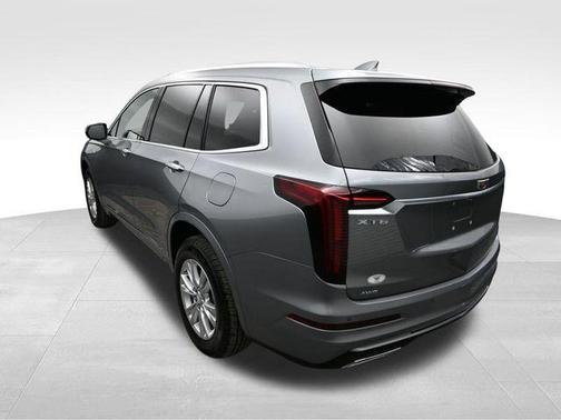 2025 Cadillac XT6 Luxury AWD
