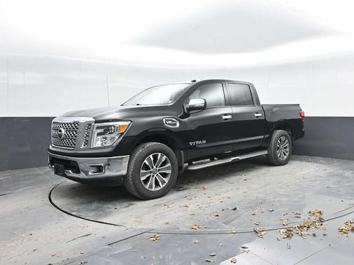 2017 Nissan Titan SL