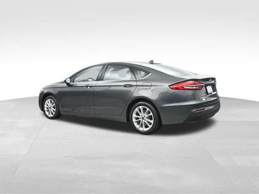 2020 Ford Fusion Hybrid SE
