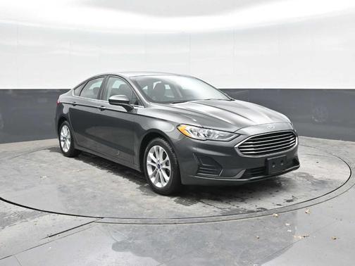 2020 Ford Fusion Hybrid SE