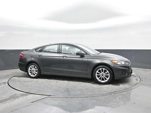 2020 Ford Fusion Hybrid SE