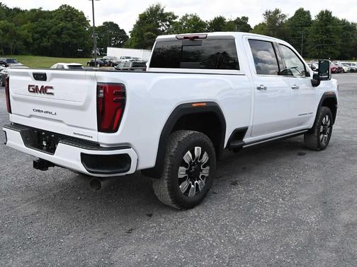 2025 GMC Sierra 2500 Denali