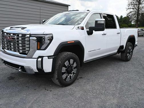 2025 GMC Sierra 2500 Denali