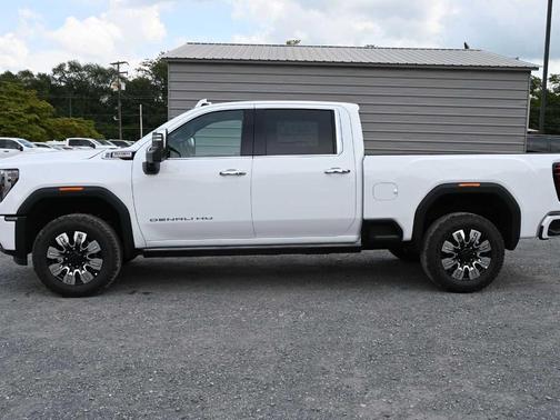 2025 GMC Sierra 2500 Denali