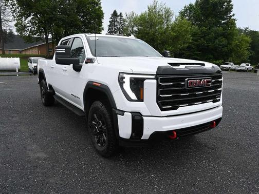 2025 GMC Sierra 2500 AT4