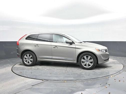 2016 Volvo XC60 T6 Drive-E