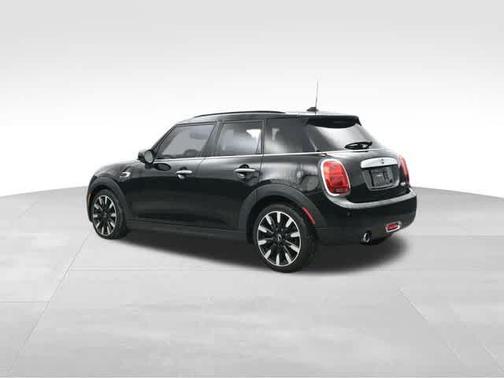 2021 MINI Hardtop Cooper