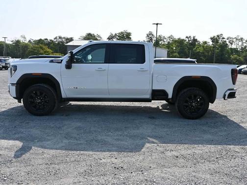 2025 GMC Sierra 2500 AT4