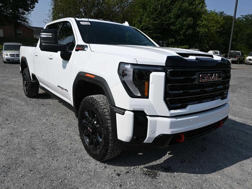 2025 GMC Sierra 2500 AT4