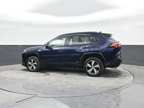 2021 Toyota RAV4 Prime SE