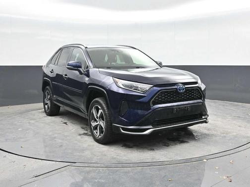 2021 Toyota RAV4 Prime SE