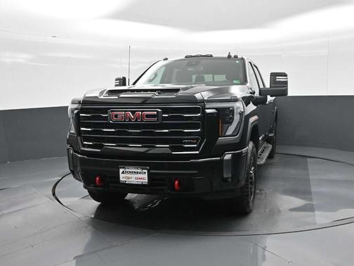 2024 GMC Sierra 2500 AT4