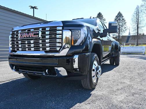 2026 GMC Sierra 3500 Denali
