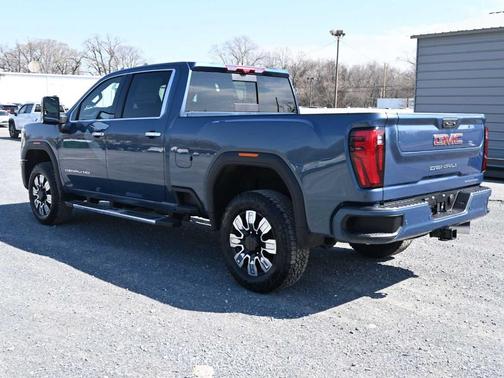 2025 GMC Sierra 2500 Denali