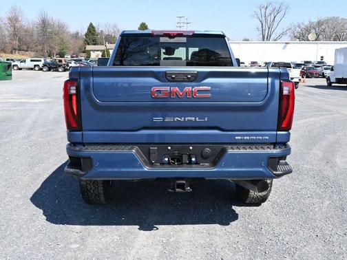 2025 GMC Sierra 2500 Denali