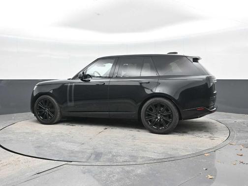 2023 Land Rover Range Rover P400 SE
