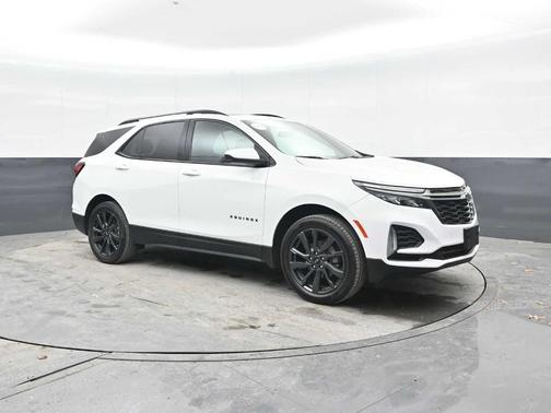 Summit White 2022 Chevrolet Equinox RS
