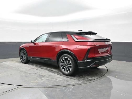 2025 Cadillac LYRIQ Sport