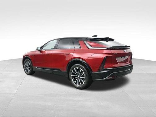 2025 Cadillac LYRIQ Sport