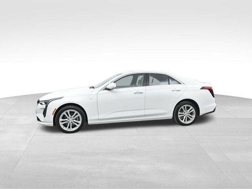 2025 Cadillac CT4 Luxury
