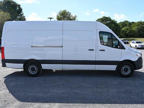 2023 Mercedes-Benz Sprinter 2500 170 WB