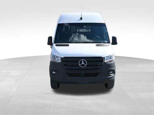 2023 Mercedes-Benz Sprinter 2500 170 WB