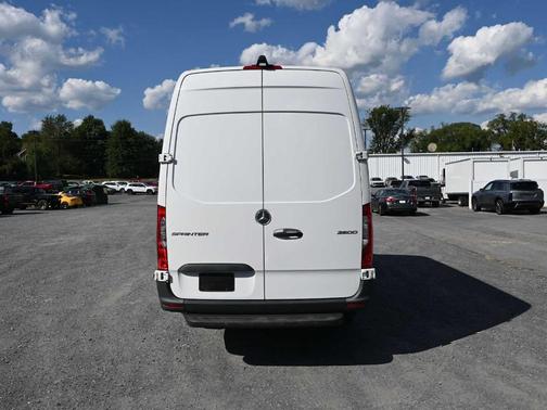 2023 Mercedes-Benz Sprinter 2500 170 WB