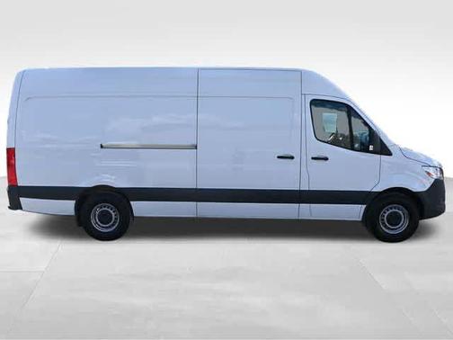 2023 Mercedes-Benz Sprinter 2500 170 WB