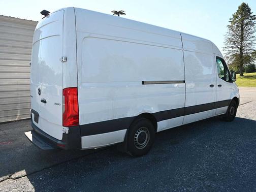 2023 Mercedes-Benz Sprinter 2500 170 WB