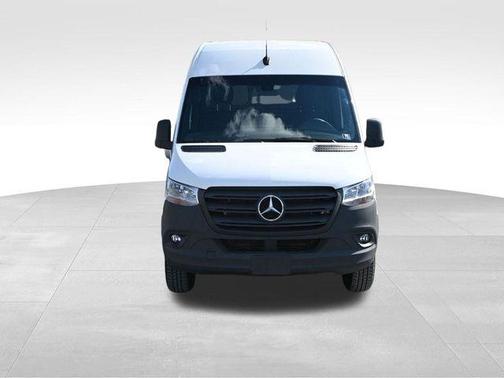 2023 Mercedes-Benz Sprinter 2500 170 WB