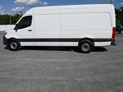 2023 Mercedes-Benz Sprinter 2500 170 WB