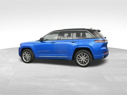 2022 Jeep Grand Cherokee 4xe Summit