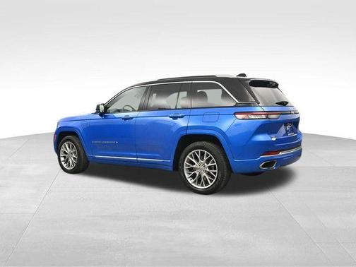 2022 Jeep Grand Cherokee 4xe Summit