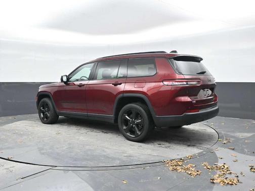 2021 Jeep Grand Cherokee L Laredo