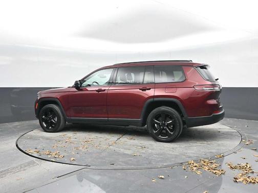 2021 Jeep Grand Cherokee L Laredo