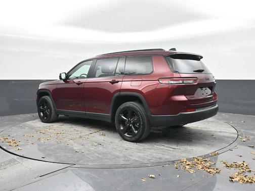 2021 Jeep Grand Cherokee L Laredo