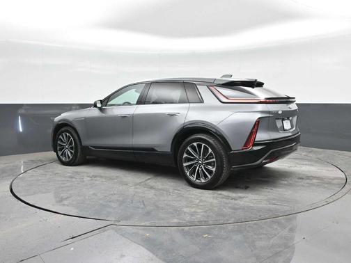 2024 Cadillac LYRIQ Sport