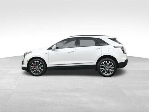 2025 Cadillac XT5 Sport
