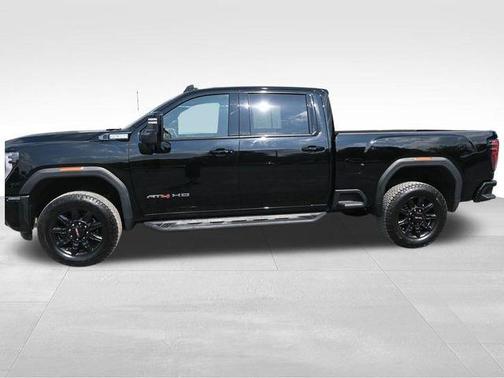 2024 GMC Sierra 2500 AT4