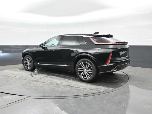2025 Cadillac LYRIQ Luxury