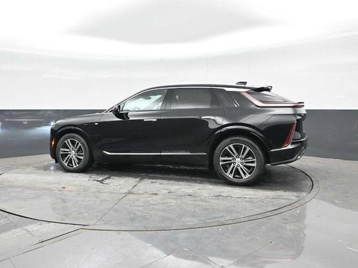 2025 Cadillac LYRIQ Luxury