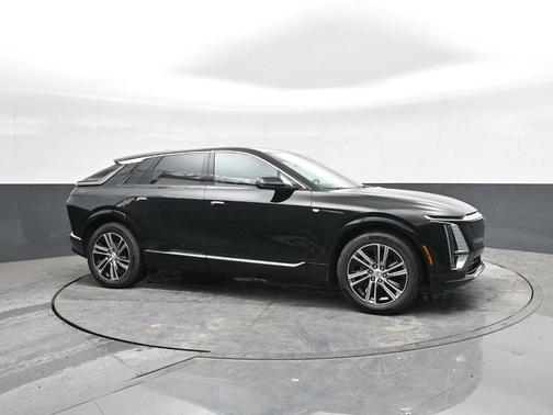 2025 Cadillac LYRIQ Luxury