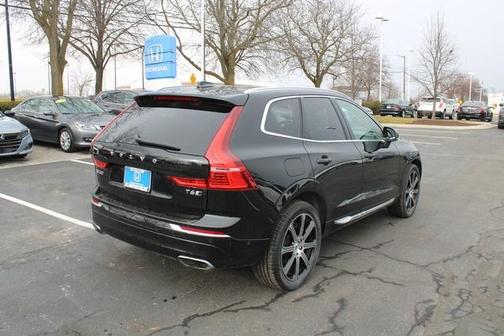 Photo 3 of 30 of 2019 Volvo XC60 T6 Inscription