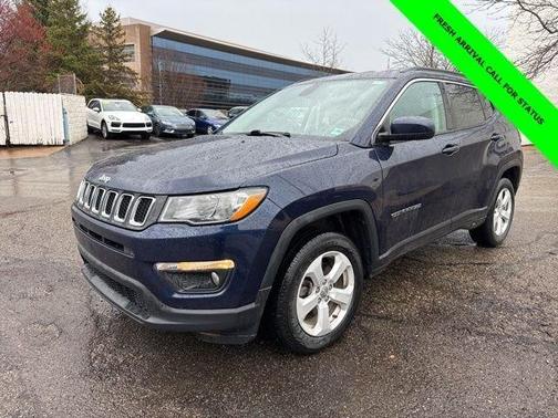 Blue 2018 Jeep Compass Latitude