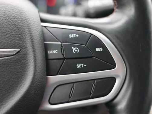 2018 Chrysler Pacifica Touring-L Plus