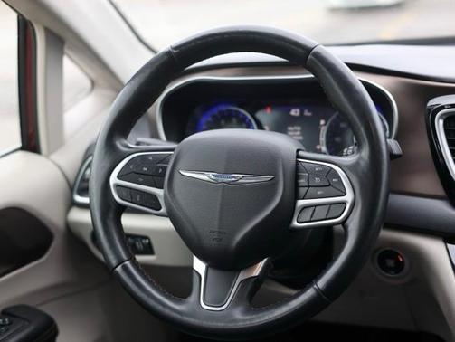 2018 Chrysler Pacifica Touring-L Plus