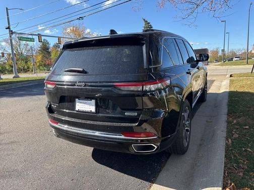 2022 Jeep Grand Cherokee Overland
